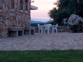 Отель Agriturismo l'Agliuledda  Сант'антонио Ди Галлура
